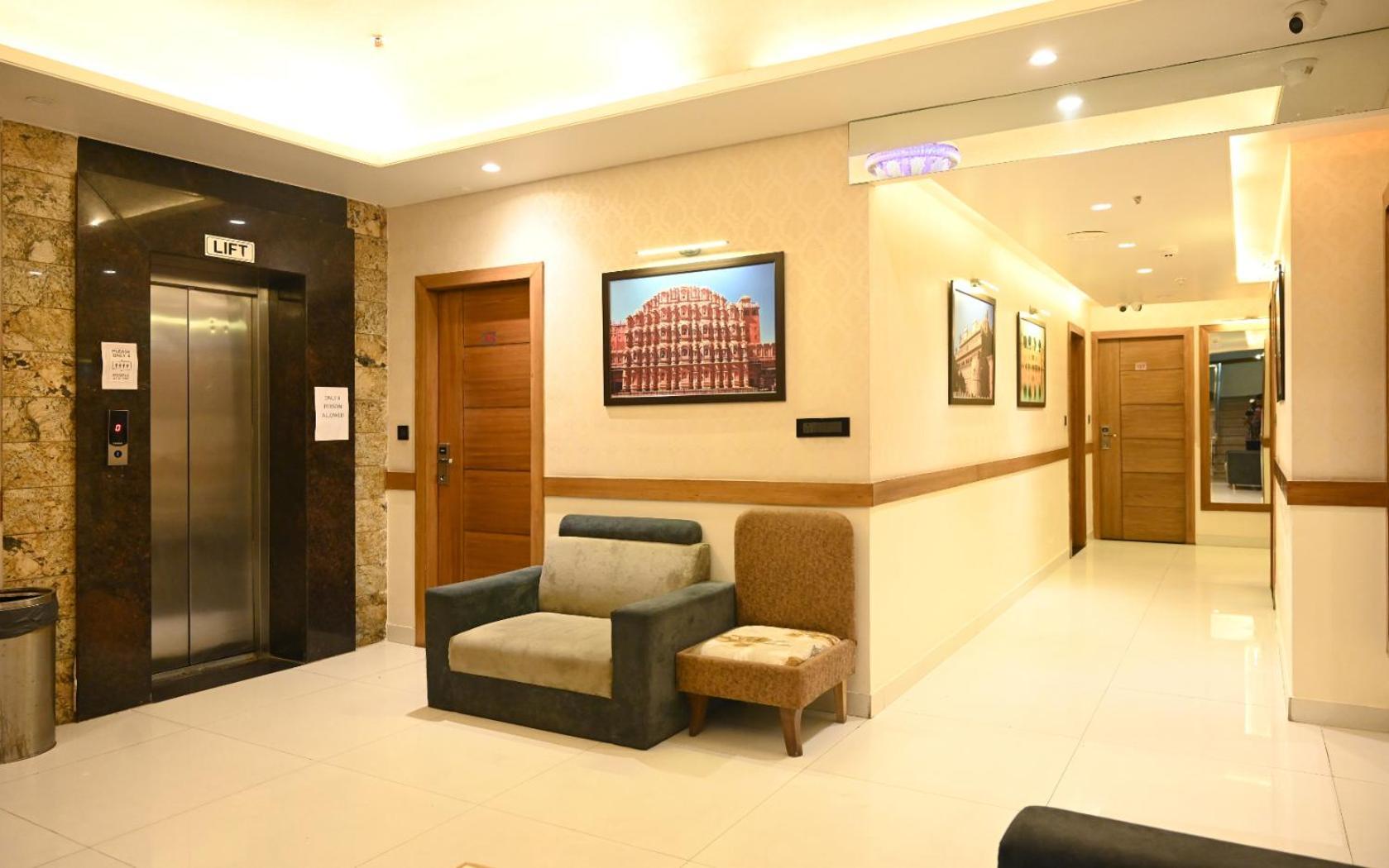 Hotel Rr 62-Jaipur City Centre Hotel Exteriér fotografie